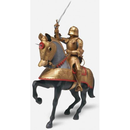 REVELL GOLD KNIGHT WITH HORSE 1:8