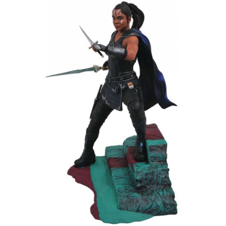 Thor 3: Ragnarok - Valkyrie PVC Diorama