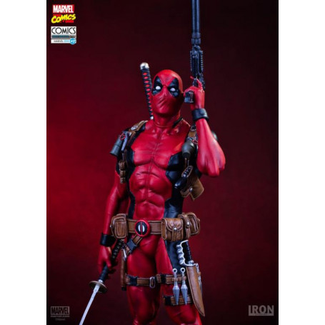 Deadpool - 1:10 Scale Statue