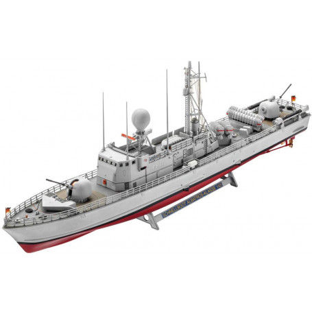 REVELL FAST ATTACK CRAFT ALBATROSS CLASS