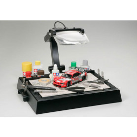 TAMIYA WORK STAND W/IMAGNIFIER