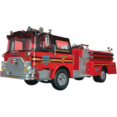 REVELL MAX MACK FIRE PUMPER