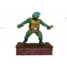 TMNT- Leonardo 1:8 Scale PVC Statue