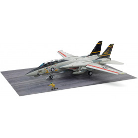 TAMIYA Grumman F-14A Tomcat (Late Model)
Carrier Launch