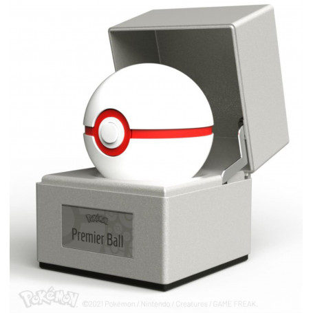 Pokemon - Premier Ball Prop Replica