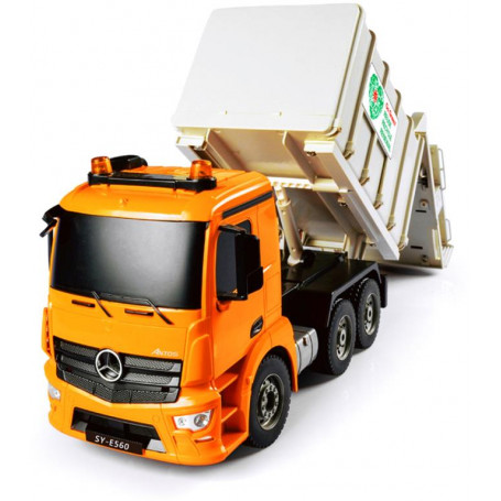 LICENSED MERCEDES GARBAGE TRUCK, 1:20