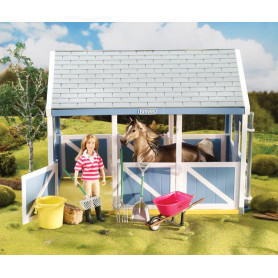 Breyer Classics Stable Cleaning Set